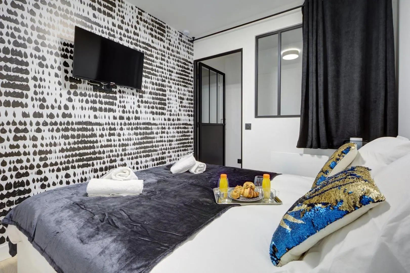 Bluestay 299 - Superb Apartment In Paris